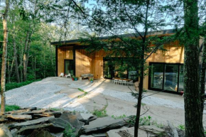 Secluded Modern Retreat in The Woods with Swimming Hole